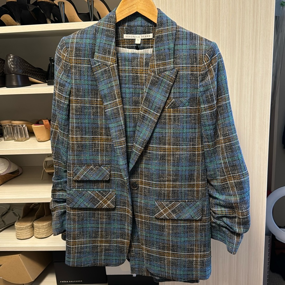 EUC Veronica Beard Blazer